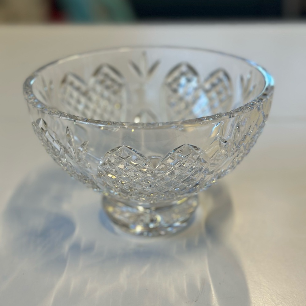 Waterford Wedding Heirloom cut hearts bowl 6”
